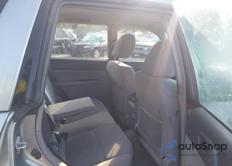 2007 Subaru Forester 2.5X из США, поврежденный, VIN JF1SG63697H711852